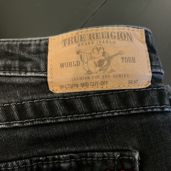 True Religion black denim shorts - Picture 4 of 7